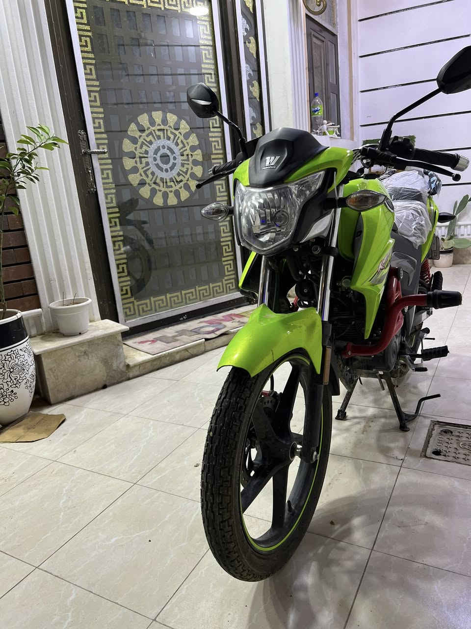 سلام عليكم
ماطور هاوجي كير للبيع
موديل 2025
مرقم ومسجل وكامل وسنويه موجوده
ماشي1787km
للاستفسار على الارقام التاليه
***********
***********
