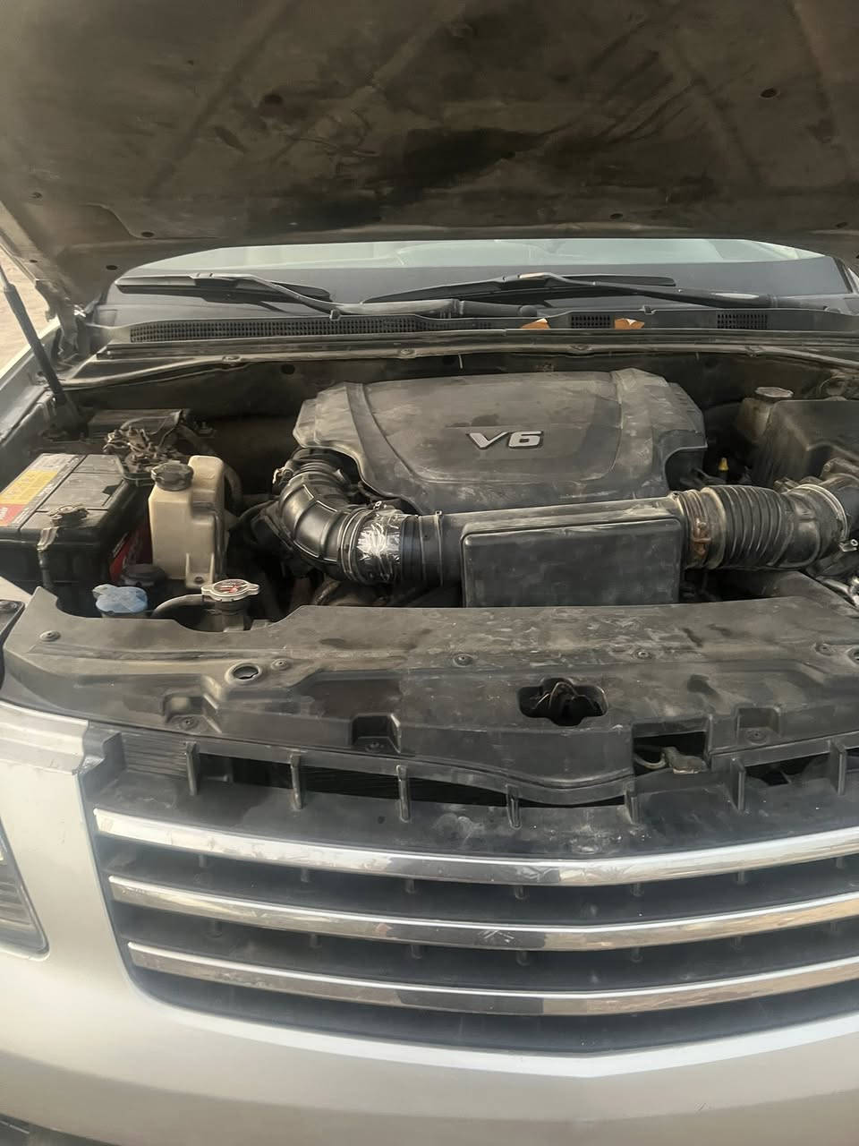 سلام عليك سياره مهافي للبيع موديل ٩مبدل باب ورا سايق وضربا بلباب ورا زغيره سته سلندر محرك ٢٨٠٠سعر مناسب ***********
