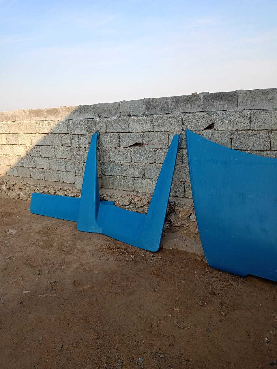 كاسحة وزعانف اكسور سقف عالي للبيع ***********
