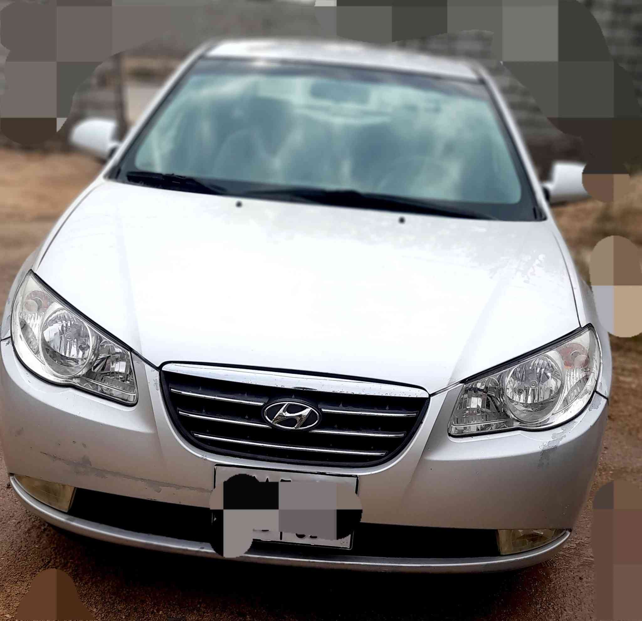 النترا 2010 ادوات كفاله من الگص كفاله من الگص حاويه سياره جديده بالكارتون متومه وكامله السعر 43 بي مجال للتواصل ***********
