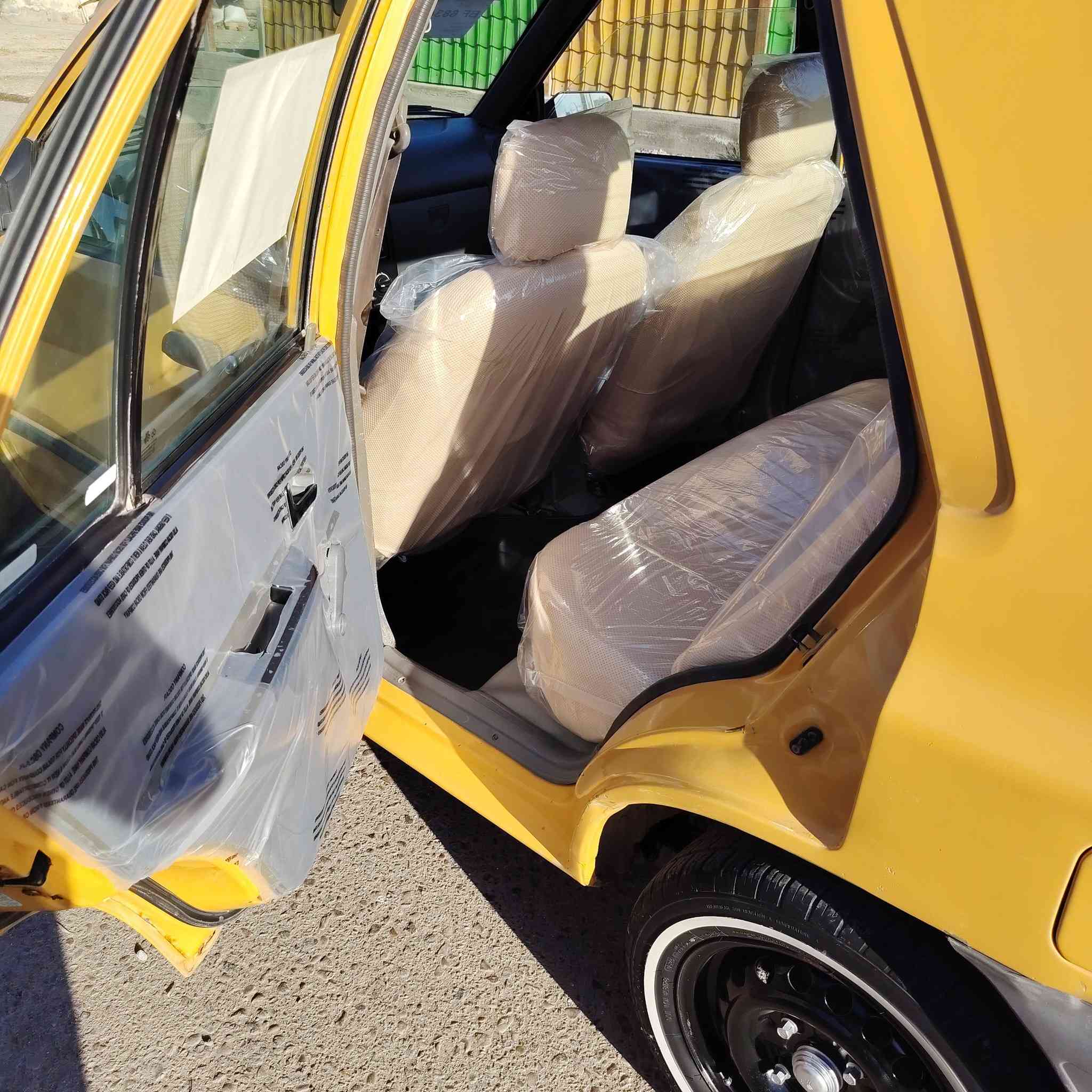 سايبه مديل 15 رقم انكليزي امصفره هيئه وغرامات
كير كلج صدر جديد مكينه خيط تبخير كلش قليل
 كهربائيات كله شغاله تخم تاير جديد امدوشمه عام
تبريد عاطل اخياسات امعمره 
صبغ احزام بدون اي ضربه سياره مال جناي
عنواني بغداد الامين سكينه السعر 28$ 

***********
