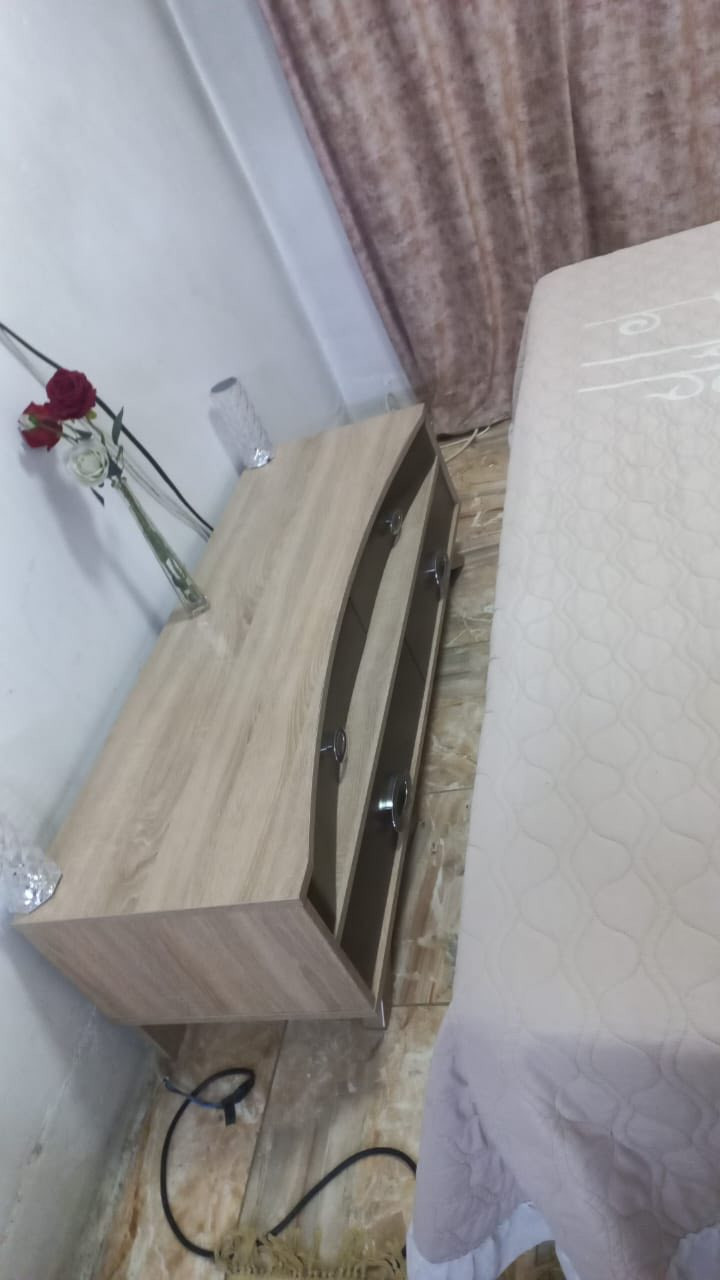 السلام عليكم  غرفة نوم تركية ماخذيها من البيت التركي سعرها مليونين وربع قبل سنتين هسه  نريدها ويه دوشك اليريدها يتواصل على هذا رقم ***********
مكاني زعفرانية دور الخمسه
