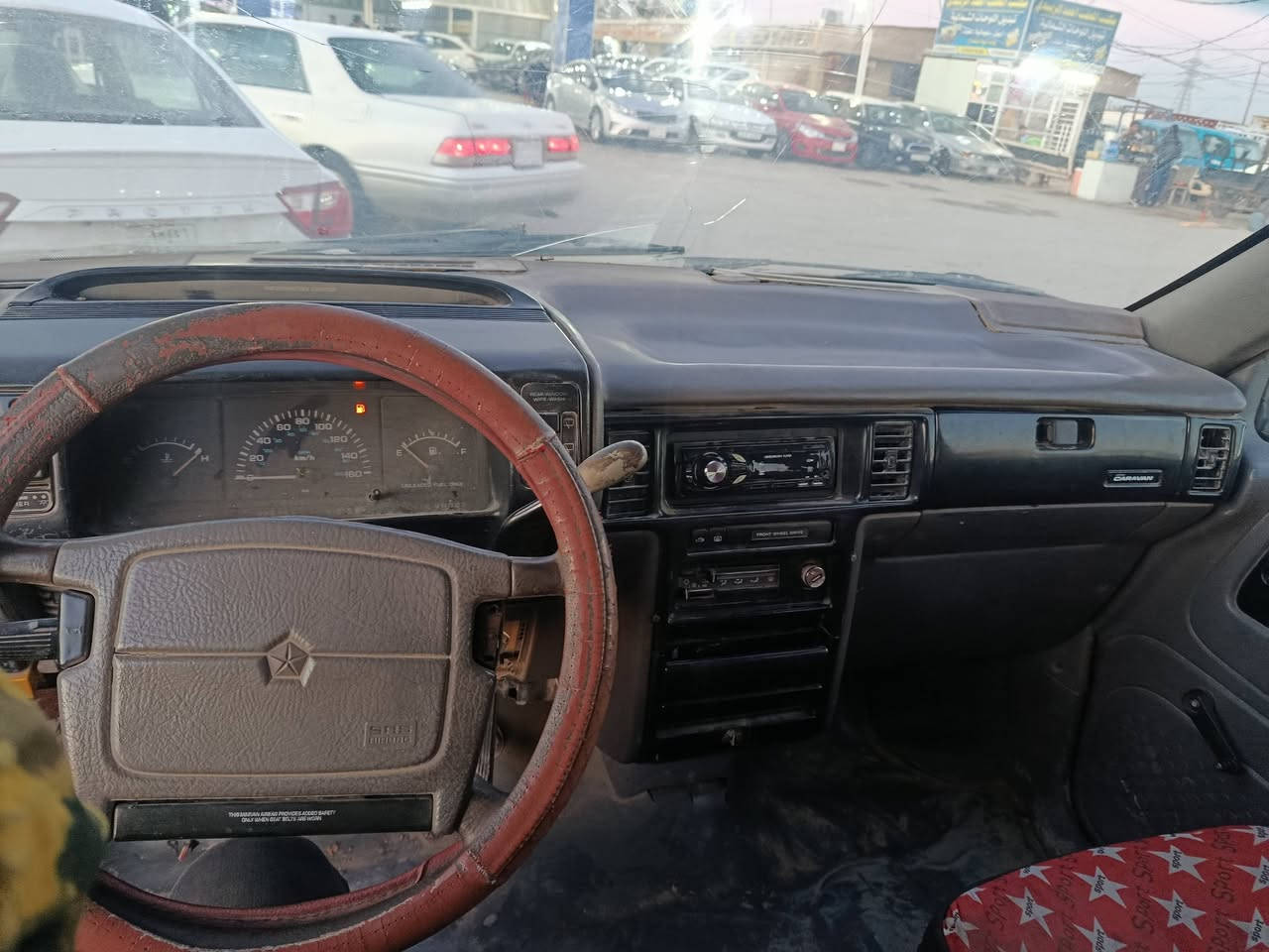 سلام عليكم سياره كلايزر موديل 94 سياره جاهزه مكينه كير مال مرونه مكفولات حداديه مكفوله.7راكب سنويه 2029 راعيه بالنجف  سعره35شراي يتصل ***********
