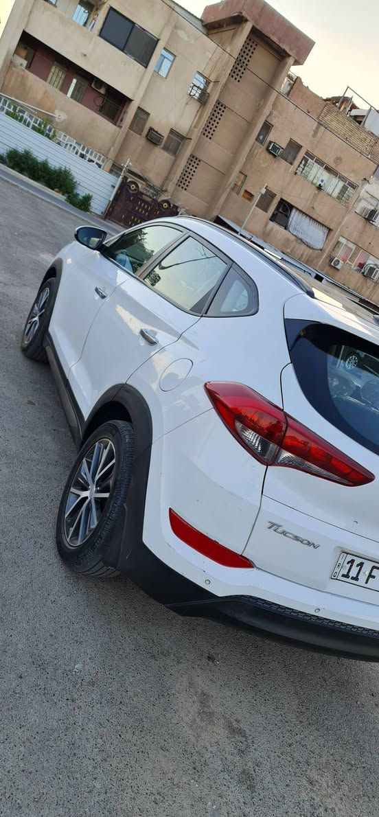 السلام عليكم ❤️
توسان خليجي  2017.  رقم بغداد بسمي  / الكاصد ماشية 120 الف  ((((سيارة كلش جديدة ))) 

كامره خلفيه فول مواصفات
محرك 2000 دوش كير كفاله
فول تحكم ستيرن
بكلات لد نهاري بوني رامه
سايد ابريك رجل
اشاير بالمري والمري شفط و كهربائي
سياره بين البابين صبغ فقط بارد وتكحيل 
مكاني بغداد  سيارة وبلعافية عل ياخذهة
 السعر   165$

مكاني بغداد🏨🏨
***********
