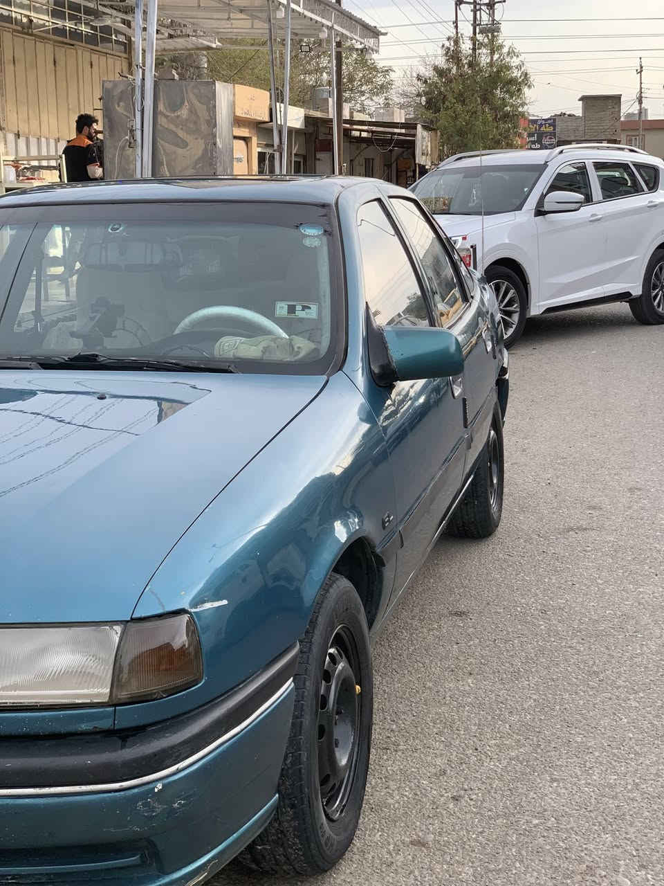 اوبل فكتره للبيع موديل  1993 كير مكينه شرط كير عادي  مكينه 18 رقم اربيل صبغ بلاد سنويه لحد 2030بطاقه بانزين ويا شرط تحويل رقم موبايل ***********
