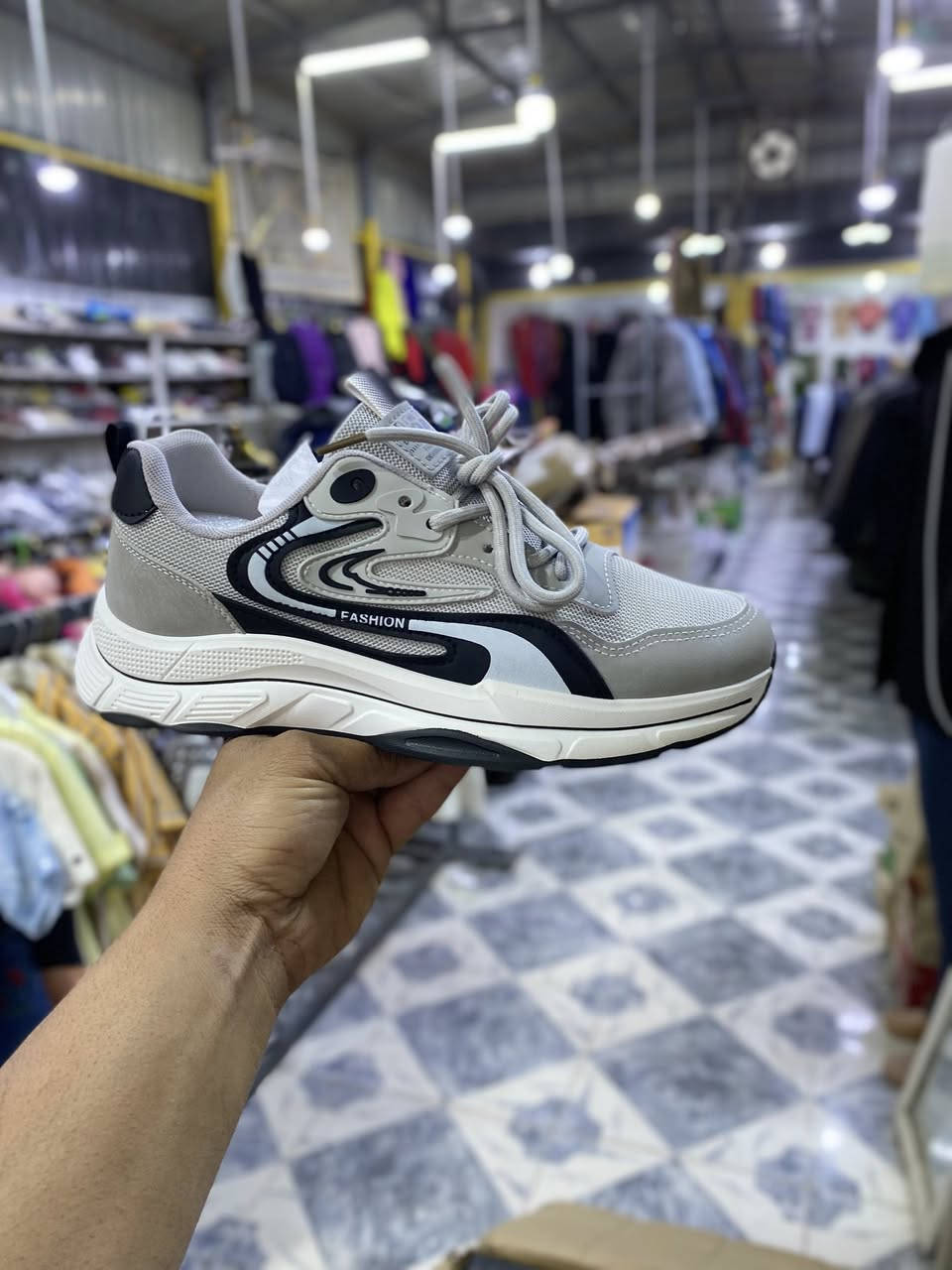 :
🔥 مجمع السجاد 🔥
وصلت تشكيلات جديدة ومميزة 👞👠👟
أحذية رجالي – نسائي – أطفال
رسمي، سبورت، مدرسي، طبي… وكل الموديلات متوفرة ✨
أسعارنا تناسب الجميع وجودة مضمونة 💯
تعال وشوف بنفسك الفرق بالأناقة والراحة 👌


**إذا كنت صاحب هذا الإعلان وتريد حذفه لأي سبب، رجاءا أرسل رسالة إلى الدعم الفني**