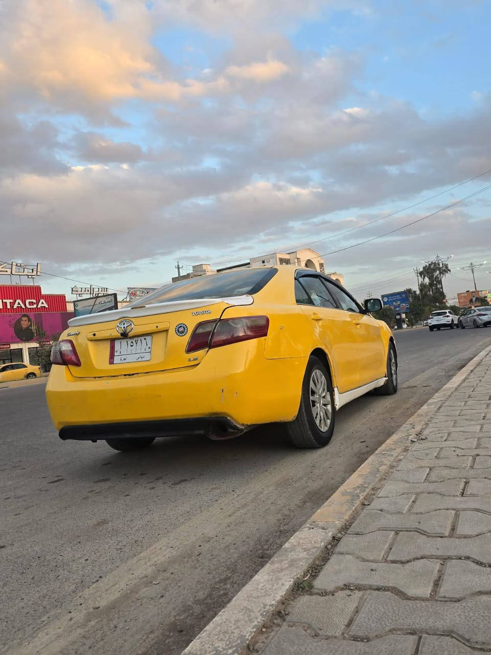 اعاده النشر بسبب الوعود
كامري موديل2008 وارد امريكي 
محرك 2400
محرك وكير حاويه جدد
تبريد ثلج
زنون شاشه كامره تخم تاير حداديه سياره فول 
ملاحظه السياره وياها غراض تحديث لل11 
...دعاميات امامي وخلفي.لايت.بك لايت كامله مال تحديث..ماشادهم
تحويل او وكاله السعر راسلني لاتكتبلي بتعليق السعر بسبب ناس التكسر بحلال العالم 
 استفسار***********
