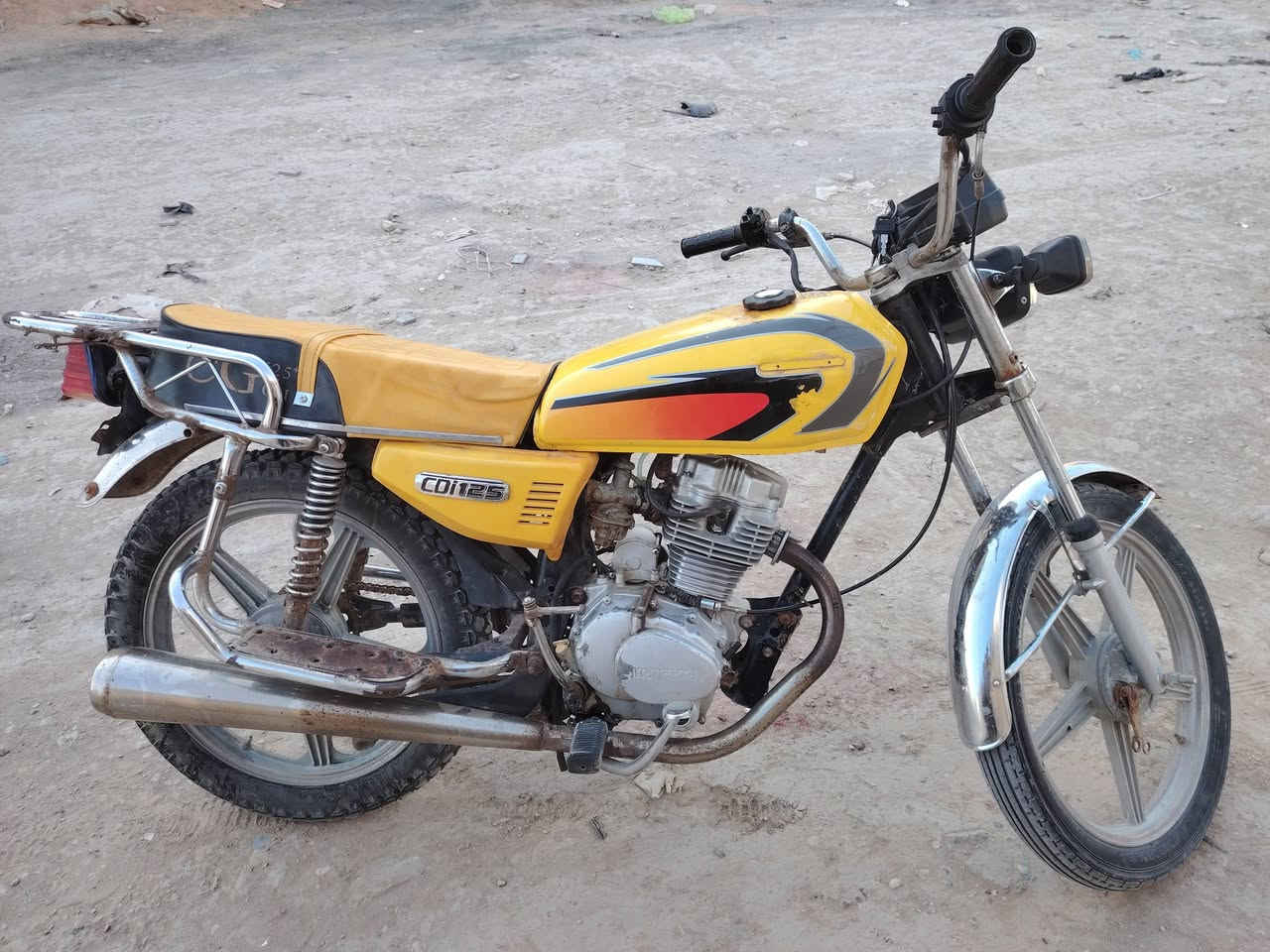 السلام عليكم اخوان دارجه نوع هونده 2006 اصولي اوارق اصولي بوجهاك لترقيمم اخوان دراجه لايت اشاير سلف نكره يشتغل دراجه خير من الله الدراجه يرادلها ترتيب بسيط الدراجه مشموره بلبيت لسعر 350 وبيها مجال مكاني بابل شارع 80***********
