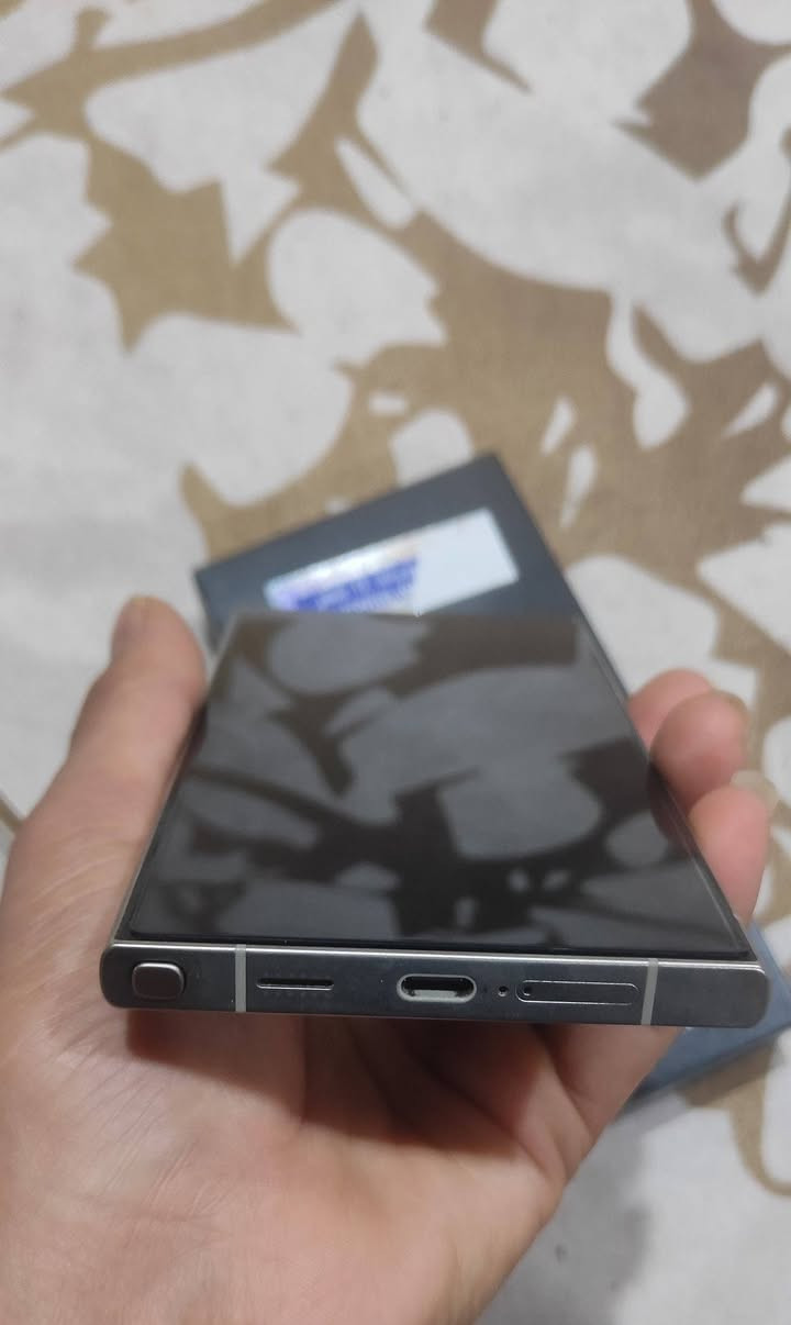 اسـ24 ذاكره 512 ابو الضمان
مكفول منن الشخط استخدام شخصي
بيع او مراوس بايفون 16 واطي فرق


**إذا كنت صاحب هذا الإعلان وتريد حذفه لأي سبب، رجاءا أرسل رسالة إلى الدعم الفني**