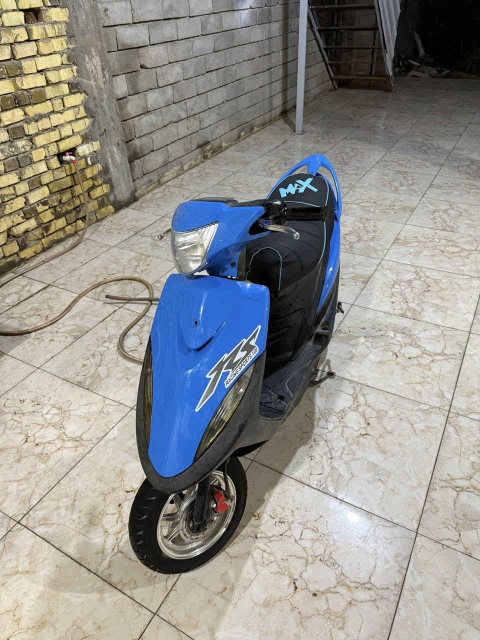 ماكس للبيع مكينه 49بلاديه كفاله من كلشي. 
كلشي شغال بيها 
***********
