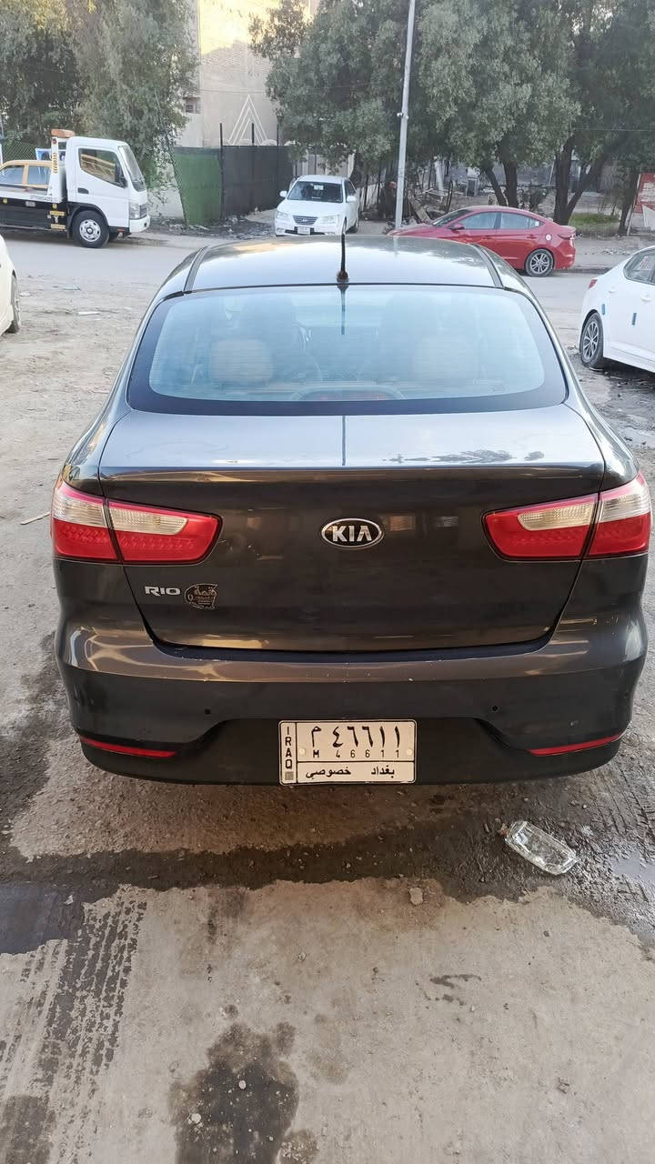 سلام عليكم
للبيع كيا ريو
موديل 2016
رقم بغداد خليجي 
فول مواصفات
ابيع عله حادثهه 
مكان السياره بغداد 
مكلف بل نشر
***********
