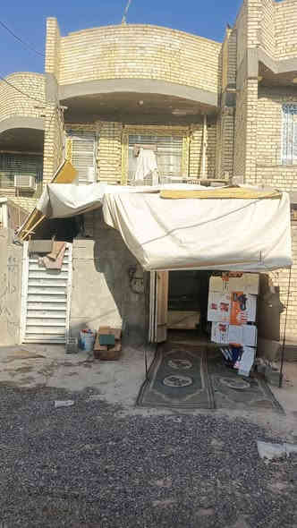 السلام عليكم بيت البيع البلديات الضباط الثانيه اول فرع عن شارع لعام معه محل ***********
