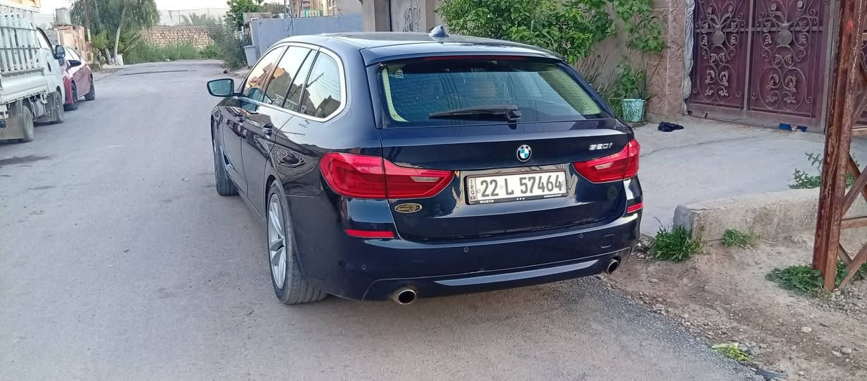 السلام عليكم 
Bmw/520,2018
السعر 145$للبيع اومراوس حسب القناعه

بي ام دبليو موديل (2018 )
مكينه ٤ سلندرتوين تيربو مكفوله كير ومحرك وصبغ وباردومسويله سيرفس كامل السياره خليجيه ياباني اصلي وكلها عربي من شاشه الدشبول لشاشه الاعطال 
داخل جلد قرميدي بلادي ونظيف كلش 
كشن كامل كهربائي ميموري
وستيرن كهرباء وخزن
شاشه جبيره وماوس تحكم بالشاشه و وسائط ومعلومات السياره 
بصمه وحساسات امامي خلفي بلادي وشغال لايت زنون وعدسات متحركه اصل ترحيب مري ويدات البوب داخل الاناره كلها led بلادي السياره بيها led ابواب ودشبول متغير الالوان بلادي 
كروز سرعه وتحكم ستيرن اوتو ستوب هندبريك دكمه واوتو هولد تبريد ٣ قطع وكله لمس وشاشه ٣ وضعيات قياده نورما وسبورت وكومفورت صندوك كهرباء وبرده الصندوك كهرباء 
بيها بعد مواصفات والسياره نظيفه كلش وع الفحص 
رقم شمالي جديد بأسمي تحويل او وكاله
السياره مكانها بغداد 
السعر 145 وبيها مجال بسيط


**إذا كنت صاحب هذا الإعلان وتريد حذفه لأي سبب، رجاءا أرسل رسالة إلى الدعم الفني**
