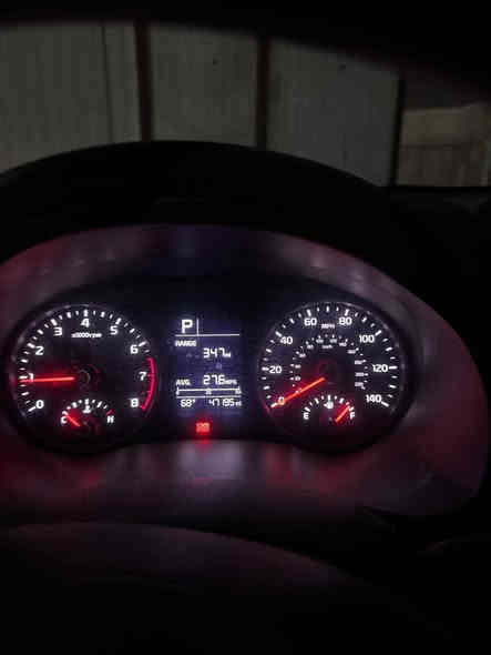 اسم السيارة : كيا ريو Lx
الموديل : ٢٠٢٢
العداد : ٤٧ الف (٤٠ الف مشي امريكا بالعراق ماشيه فقط ٧٠٠٠)
المكينة : ٤ سلندر ١٦٠٠cc دوش
الرقم : بغداد
الضرر : موضح بالصور بدون ايرباك كلين تايتل بدون صبغ تعديل ع البارد فقط بلامارات 
السعر : ١٣٧  ورقه وبي مجال 
المواصفات : شاشة كبيرة اندرويد اوتو وابل كار بلي سبورت تحكمات استيرن 
مكان السيارة : بغداد /الدوره 
للتواصل والاستفسار : *********** او خاص
