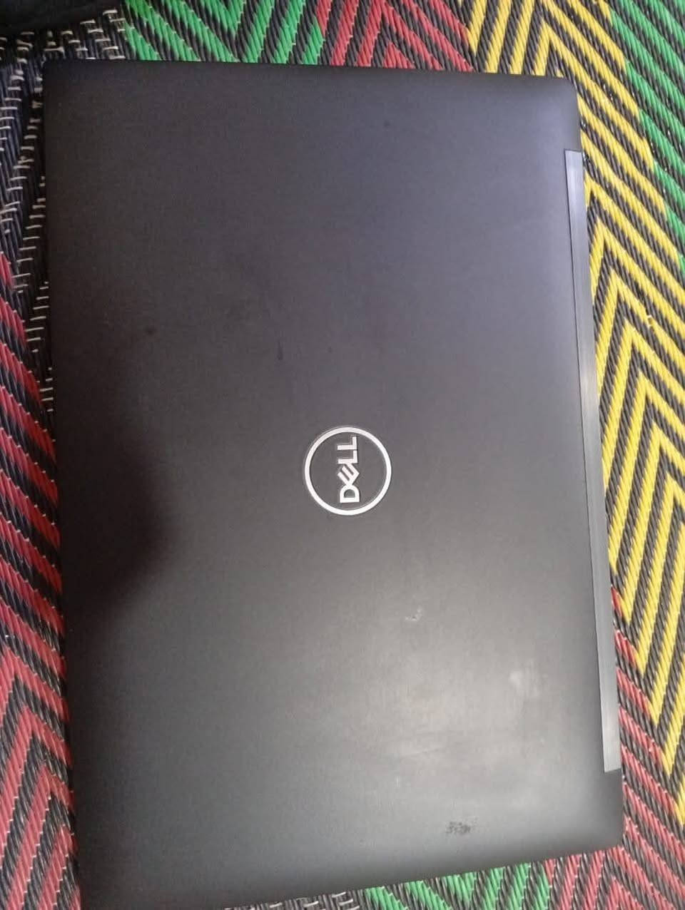 لابتوب  Dell lntel Core i7 الجيل الثامن
💡 جهاز قوي مناسب
🔹 المواصفات التقنية:
• 🧠 المعالج:Intel Core i7 (الجيل الثامن
• 🔋 الرام: 16GB
• 💾 الهارد: SSD 256GB
• 🎮 كارت الشاشة داخلي 8 گيكا
• 📺 الشاشة: حجم { 14 } 
🎁 الهدايا المرفقة:
• 🖱️ ماوس
• 🖱️ ماوس باد
• 🔌 الشاحن الأصلي
✔️ فحص كامل قبل الدفع والاستلام
✔️ جاهز للاستخدام المباشر
📍 الموقع: النجف الاشرف
📱 للتواصل واتساب: ***********
💰 السعر: 350 الف
