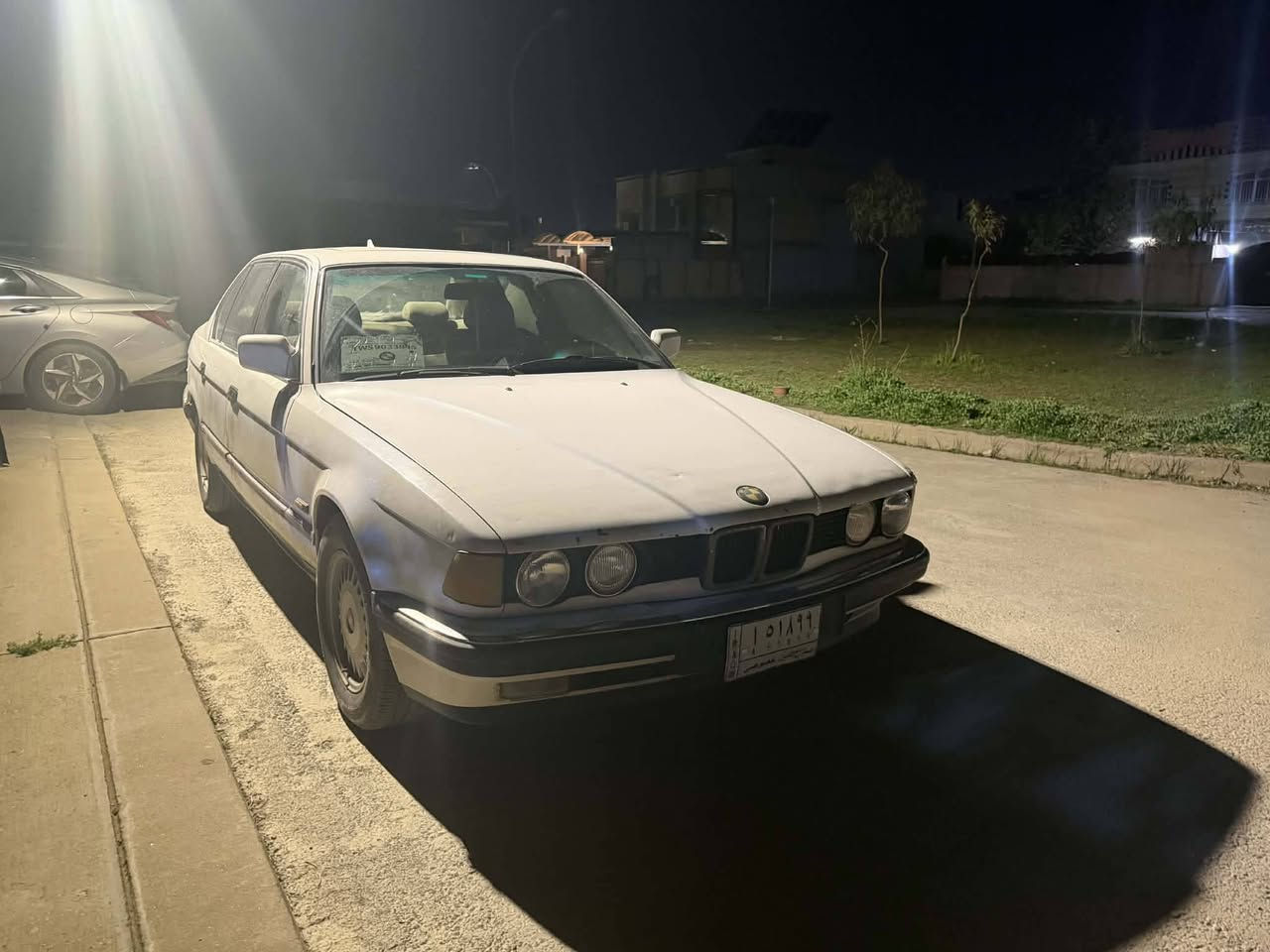 السلام عليكم
للبيع فقط بي ام موديل ١٩٩١ 
رقم صلاح الدين شرط تحويل 
بيها قطعتين صبغ فقط 
محرك فل بي بدايه صرف 
السعر ٤٨ وبيها مجال قليل 
مكاني الموصل  
***********
