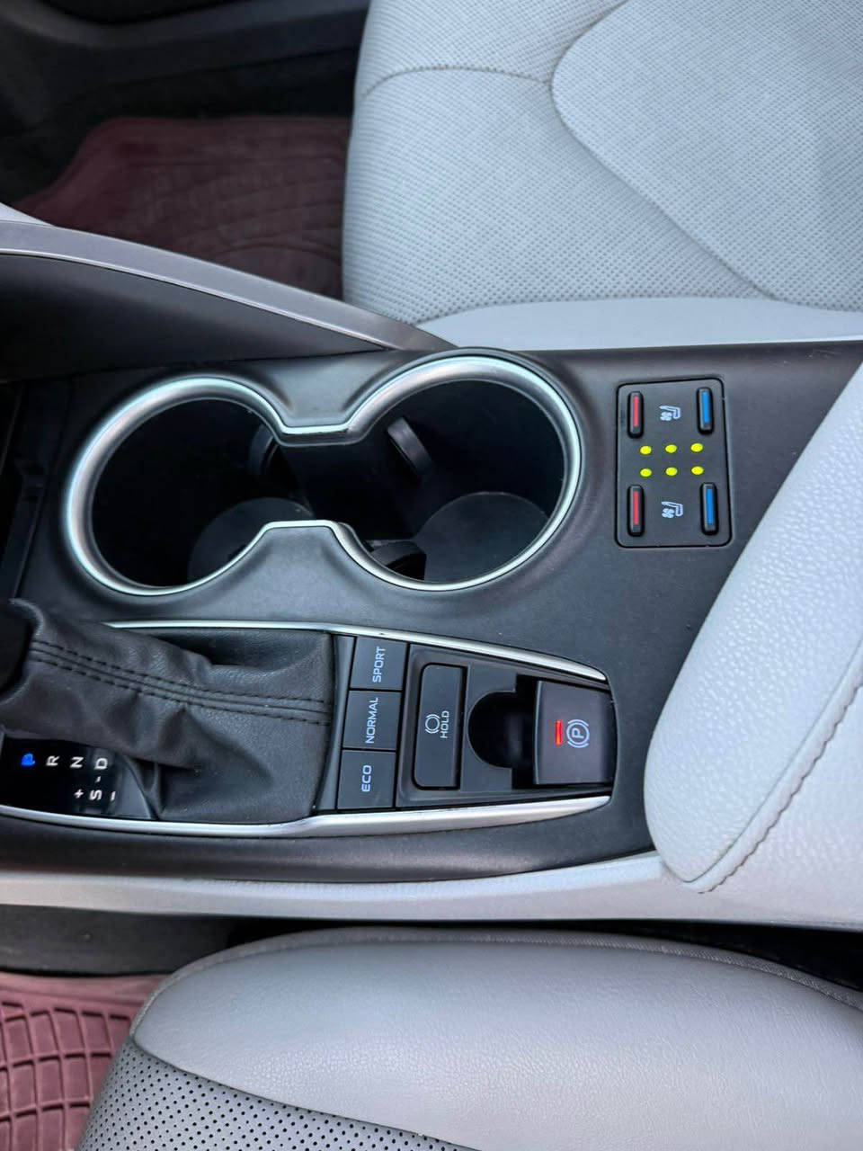 تويوتا كامري 2022 XLE فول مواصفات بانوراما خمس كاميرات داتاشو كوشنات بارد و حار جلد كهربائي فول فول سيارة جملخ امامي صبخ راس بوند بدون دواخل ارباك ستيرن راجع سيستم مكان سيارة عقرة لل تواصل معنا عبر واتساب *********** اكر, نينوى
