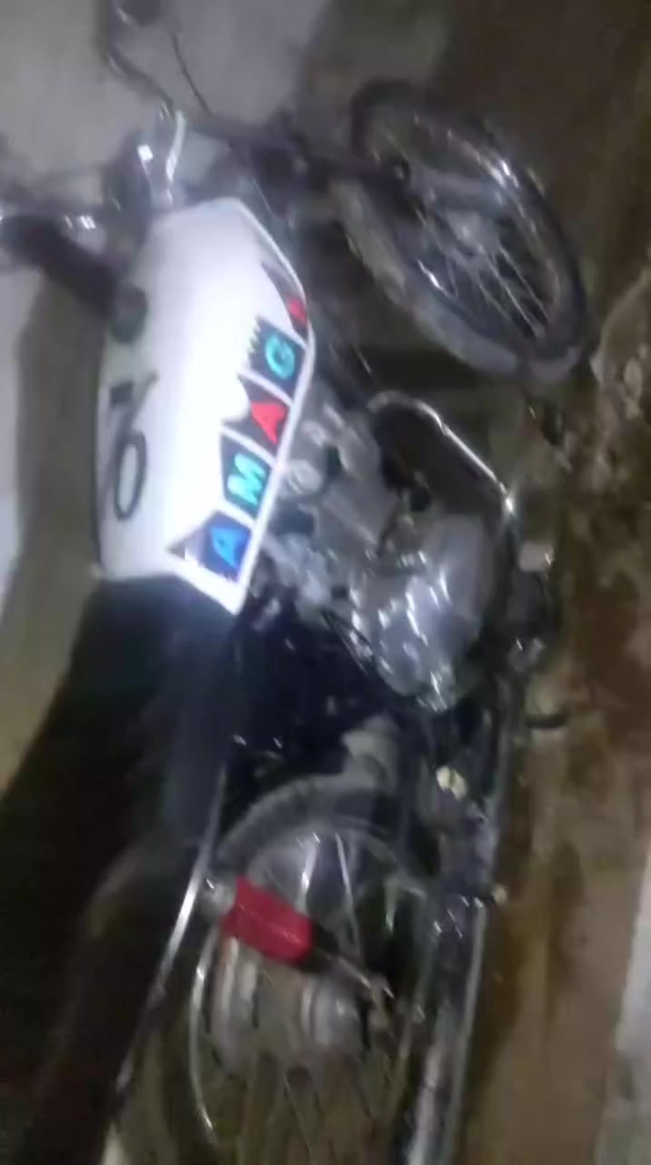 اخوان أربعة كير شلامجةاوراق جديدةمكان كربلاء وتساب السعر 600 وبيهة مجال للطيبين***********  
وتساب
