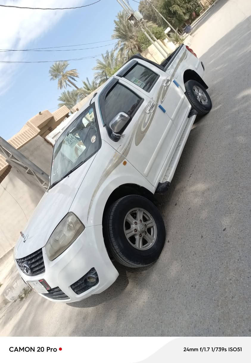 سياره البيع كريت ويل موديل 2014رقم قادسيه انكليزي سنويته مجدده ال 2030 سياره مكفوله كفاله عامه من ضربه وتبديل وكص محرك وكير شرط تبريد شغال حداديه جديده سياره مال جناي سعره 68وبيه مجال رقم الهاتف ***********
