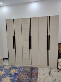 الغرفه البارحه اشتروها بس معجب العروسه ويردون يبيعو مثل متشوفوها بس شد...