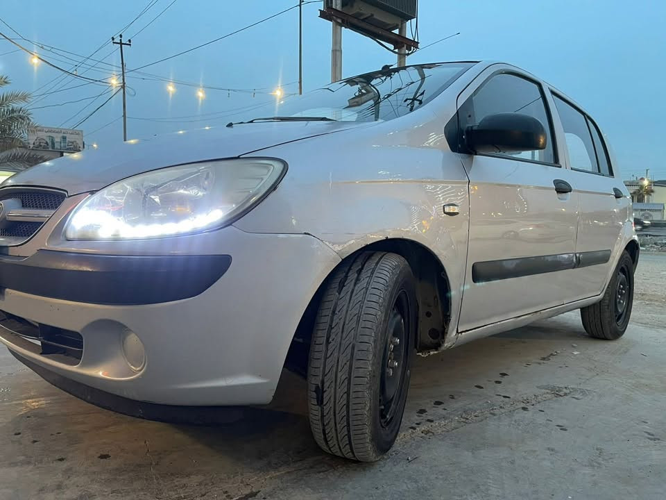 هيونداي جيتز  2008 كير عادي السياره جاهزه للأخير كير محرك صدر تبريد تايرات كفاله بيها صفحه صبغ كير عادي تبريد ثلج السياره باسمي رقم وهزه جديده السعر 46 ورقه وبيها مجال للطيبين للاستفسار الاتصال بالأرقام 
***********
***********
يوجد واتساب واتصال عادي موقع السياره بغداد حي الخضراء
