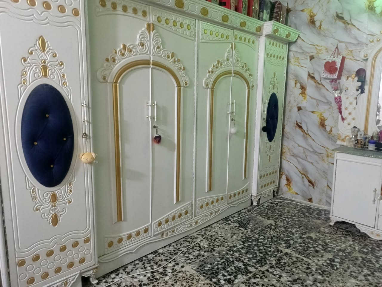 سلام عليكم غرفه النوم للبيع ***********
