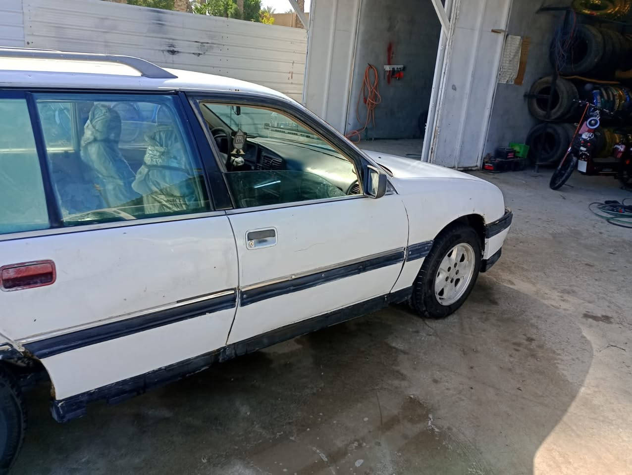 السلام عليكم للبيع اوبل ستيشن كير مكينه كير عادي يمكفولات صدر امامي خلفي جديد تخم تاير جديد رقم الانبار تحويل ثاني يوم مكان السياره بغداد اليوسفيه لسعر 24 وبيه مجال *********** ***********
