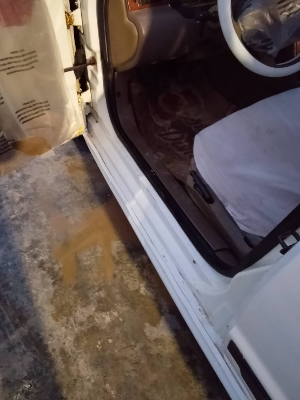 موديل 12 سيارة اله بجيس كير ومكينه مكفولات شرط بجيس مامتواجد فيس فقط اتصال السعر قفل لحد يخابر لو يعلق ويكول تغني حلاالي وبكيفي السعر 38 قفل قفل *********** البصرة
