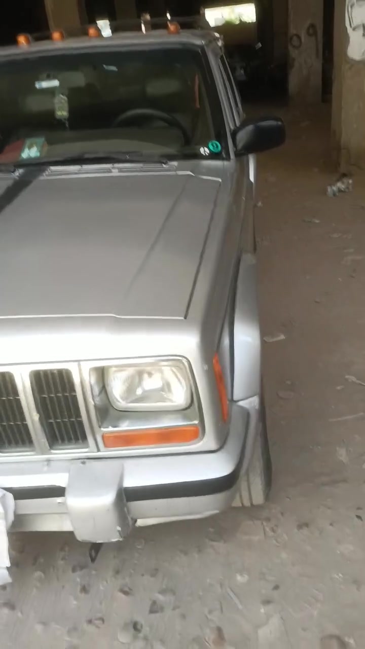 جيب شوقي لمده 2001
اللون فضي 
سته سلندر 
رخصه تنتهي 7 /2027 
فاميه مظبوط على الرخصه 
تكييف مش شغال 
المعاينه دار السلام اثر النبي 
01099340338


**إذا كنت صاحب هذا الإعلان وتريد حذفه لأي سبب، رجاءا أرسل رسالة إلى الدعم الفني**