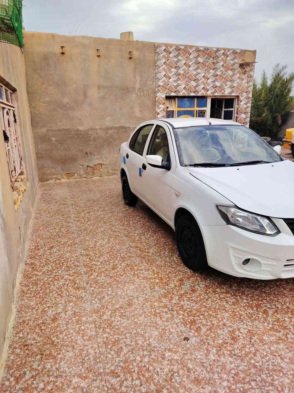 السلام عليكم سايبه ساينا موديل 19مكفوله  مكينه كير مكفولات تبريد تدفئة حداديه 100من100سياره جاهزه  شغل وطلع وين ما يعجبك  السعر بلاش 41المكان العماره تصال ***********رقم بي واتساب الثير  
***********
