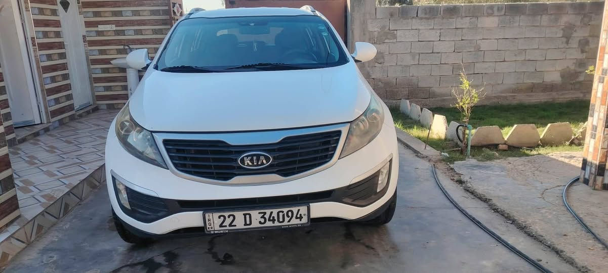 سبورتج خليجي ٢٠١١
سونار مرفق مع الصور 
كير محرك صدر تايرات تبريد كله جديد 
رقم اربيل انكليزي 
مكفوله من الضربه والحادث هذا صبغ رش فقط
السعر 123
واسط الصويره 
***********
***********
