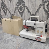مكينه خياطه استعمال قليل ب100 مكاني شرطه خامسه 07739521086