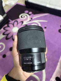 كانون r  للبيع فقط الفيوفندر مكسوره الجامه بس شغال مابي شي 3 بطاريات و...