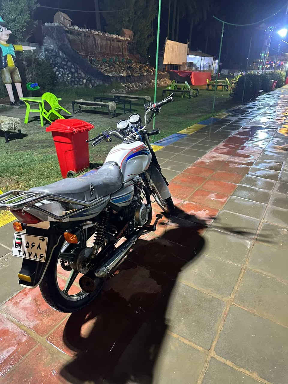 سلام عليكم للبيع دايوان عضم أوراق اصولي كفاله شلعه ومعدل فول 2021 السعر 600 وبيه مجال حك جيه المكان حله محاويل اتصال ‭0786 574 7354‬
