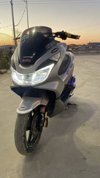 للبيع دراجه honda pcx 150 جيل ثاني ياباني موديل 2018 مكينه 150 نازله ر...