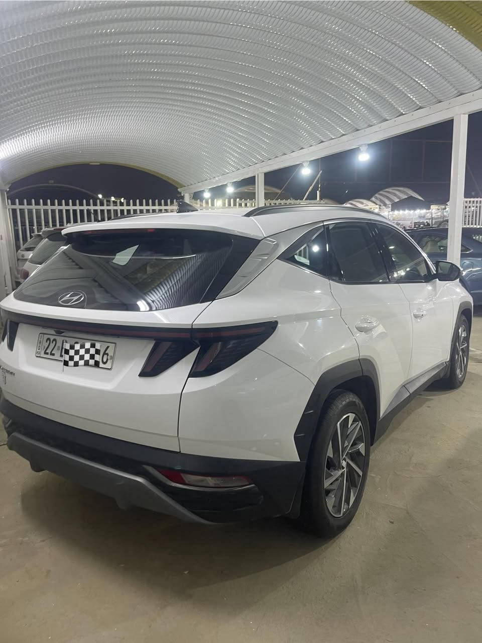 السلام عليكم توكسان 2023 مكفوله ماشيه 50 فول بصمه مري شفط تحكم ستيرن كشنات كهرباء وجلد تبريد خلفي شاشه  كامرا 3 انضمه قيادا سايد بريك بصمه مكاني النجف  رقم الهاتف ***********
