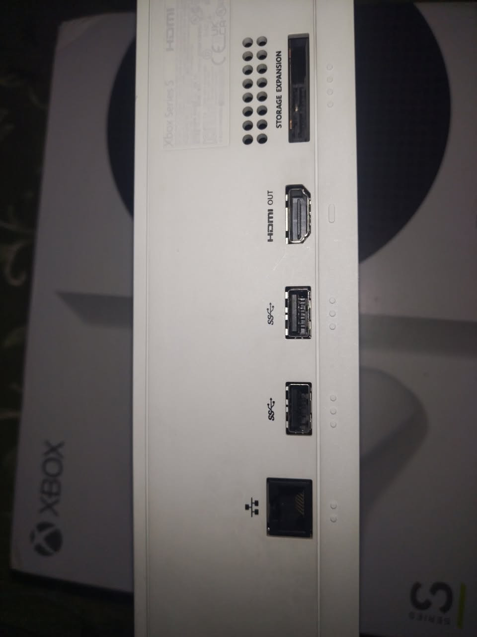 اكس بوكس سيريس اس جهاز نضيف ما داخل تصليح ابداً حتى الجويستك مالته ما داخله تصليح معه كامل ملحقاته مكاني بغداد السعر 320 للتواصل واتساب ***********
