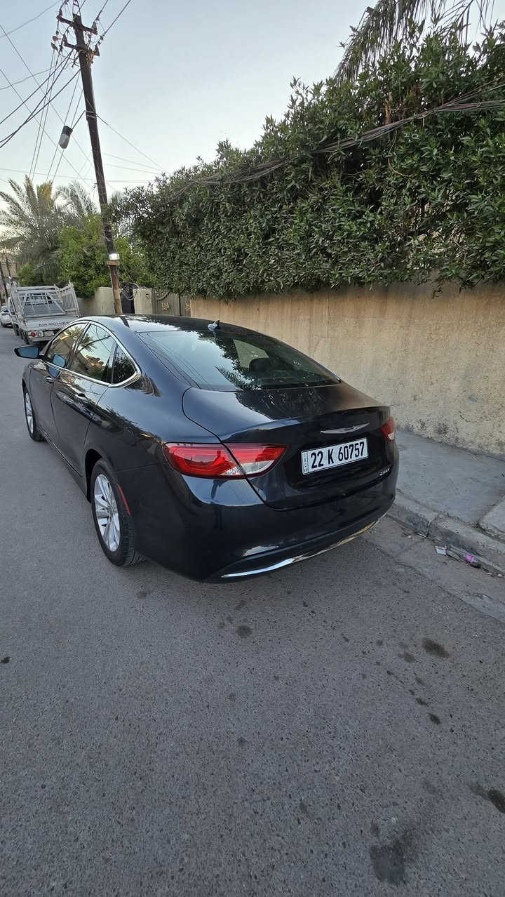 السلام عليكم C200 2017
السياره كامله مكمله من كلشي تخم تاير كير مكينه كله مكفول
حادث موضح بالسونار غير الي موجود بالسونار اني خسار
ماشيه 108 mi 
السياره فول عده الفتحه 
هاند بريك بصمه
بصمه 
شاشة 
كشنات تدفئة تبريد 
كشنات جلد مواصفات S معروفه 
السعر 125 ورقه مكاني بلديات ملعب الحبيبة 
***********
السياره باسمي تحويل مباشر هزه وسنوية ما صار الهن سنه
