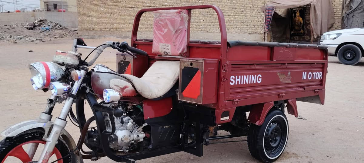 السلام عليكم ستوته للبيع موديل 17 مكينة 24اربع براغي تيرات جديد كهرباىيات كلهه جديد مكفولة شاصي اوراق مكاني كربلاء قرب حي العامل مامتواجد ع فيس شراي يتصل على رقم ***********
