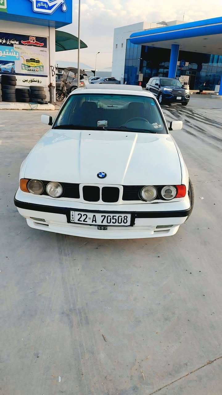 ‎بیئم مۆدیل1990گێر عادی مەکینە 520کەپس بیلاد  تاقم وایەر سمس سەنەوی نوێیە بەناو خۆمە  مواسه فات دوو جام کارەبا ئەیبیئس سلایت تەبرید  سەیارەکە  مالی دۆستە هەمو گیانی بەشەرتی فیتەر  گلۆپ بۆ گلۆپ بەشەرت  گۆڕینەوەش دەکەم لەسەر دل گرتن   شوین رانیە   ***********
