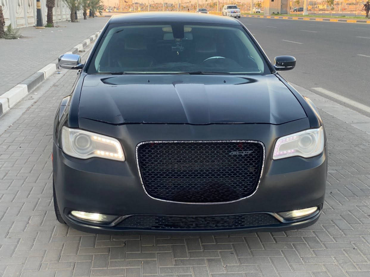 السلام عليكم اوبامه مديل 2019 مسجله 2020 يعني سنه وحده السياره جاهزه مكينه كير حداد تبريد كلهه جاهزه ما نقصهه برغي رقم بغداد تخم تاير صار عشرتيام شاده مابيهه نقص مكانهه بصره وأي استفسار هاذ رقم راعيهه عنده واتساب *********** السياره حلوه كشنات حار بارد وخزن ميموري السياره لمتد حادثهه سرقه
