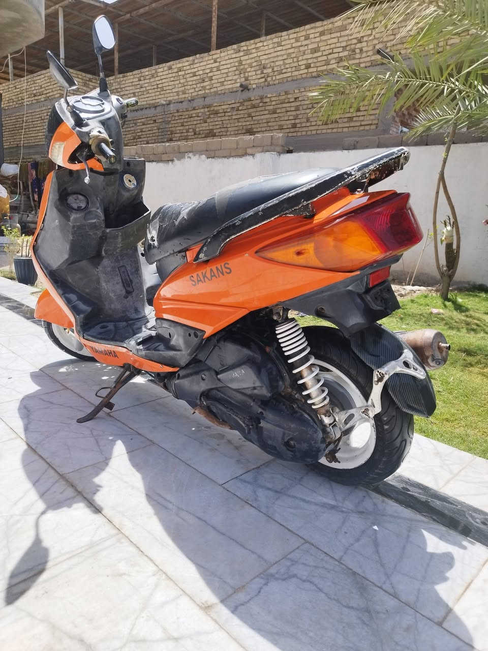 سكنس للبيع كلشي مابيها
تشتغل سلف وهندر وكهربائيات شغاله 

السعر 400 مكاني الهوير  للتواصل ***********
