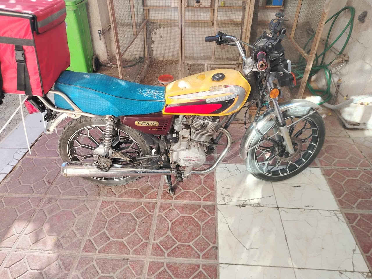 ‎إيراني ٥ كير للبيع دراجة كاملة بوجهك لشارع أوراق موجودة
*********** عنواني الغزالية‎ Colombo, Sri Lanka
