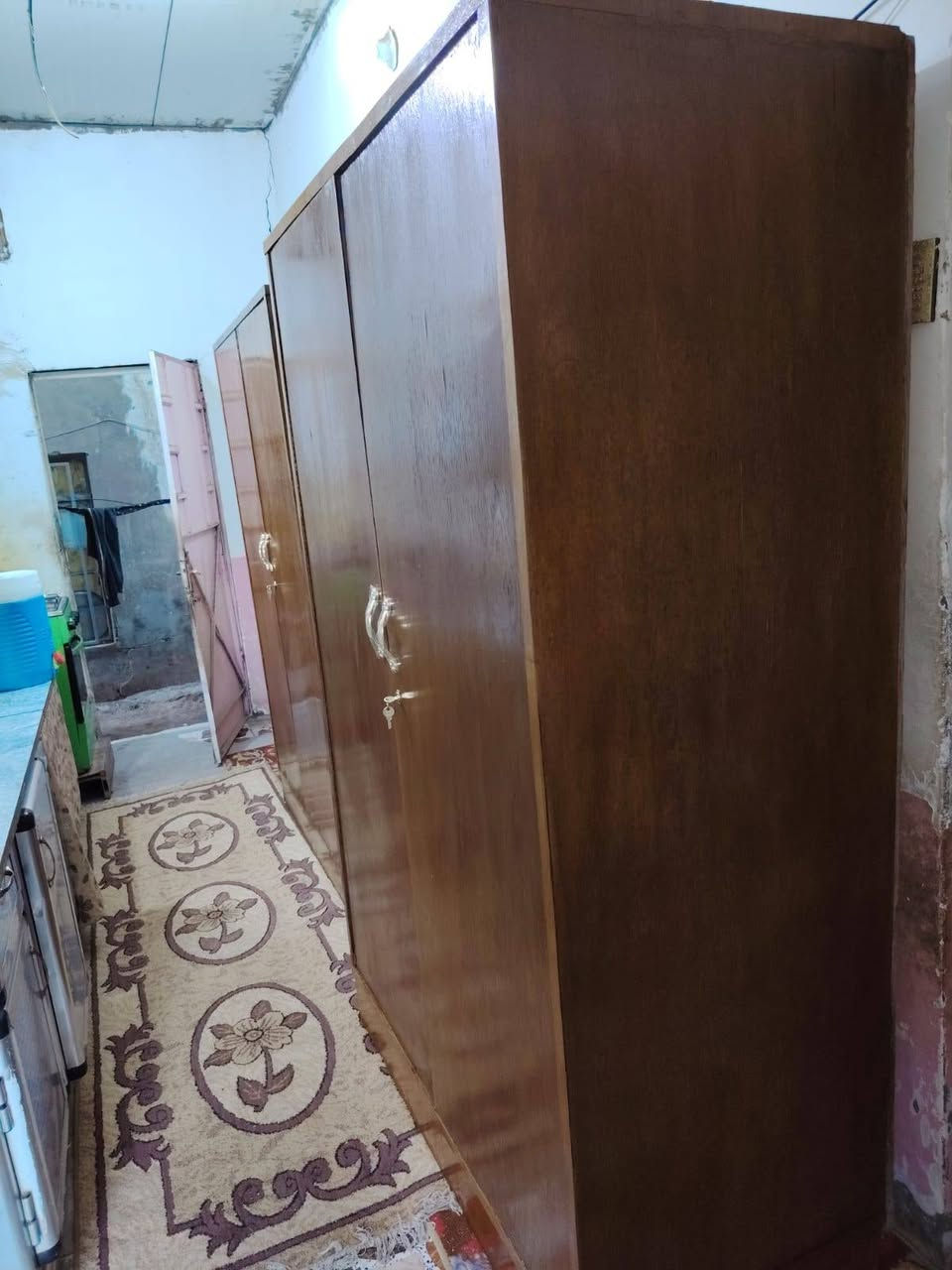 كناتير ابو البابين عدد 2 سعر الواحد 110 مكاني مسيب حي العسكري ***********
