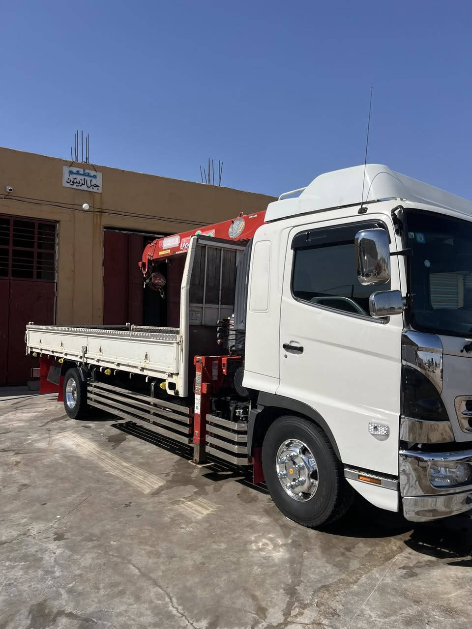 السلام عليكم سياره كرين للبيع دخول جديد
كرين 3مخالف موديل2023 مكينه 80سوبر رقم بغداد

العنوان واسط الصويرة ***********
