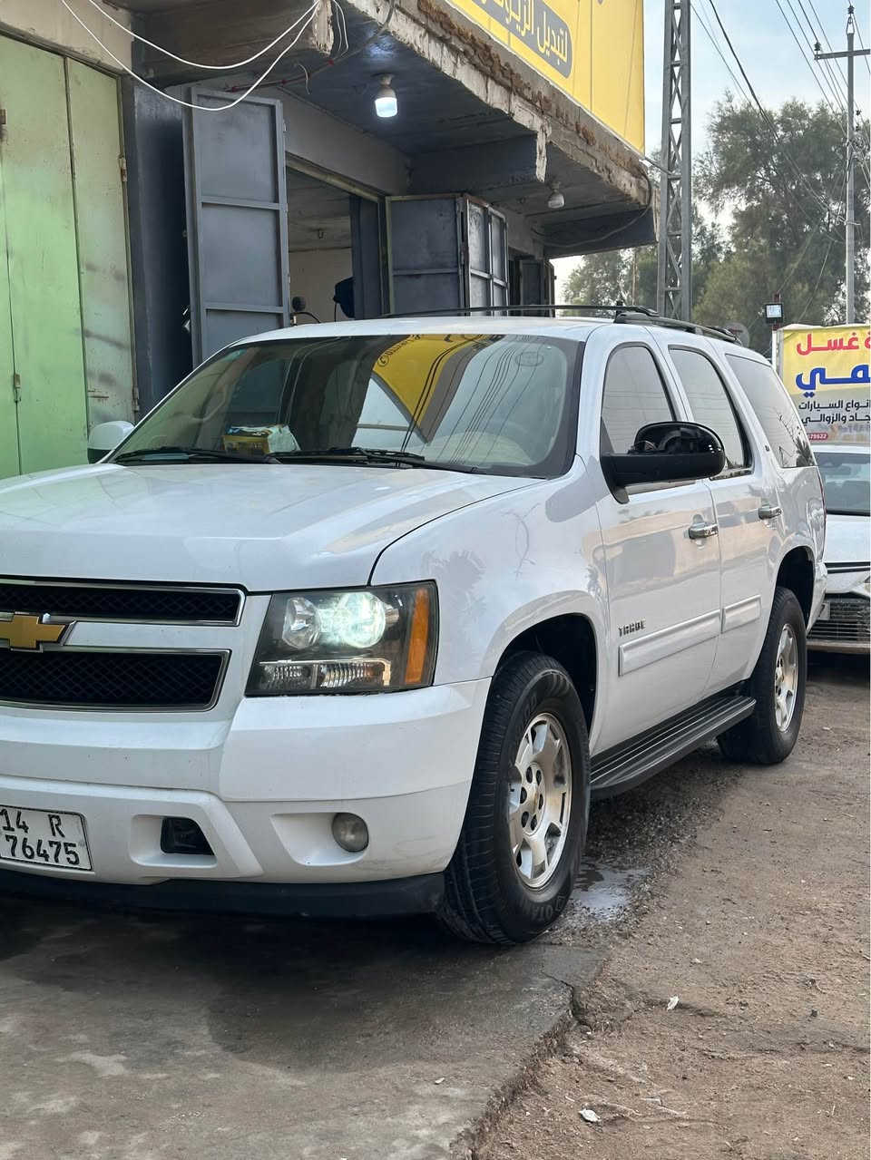 تاهو 2014 LT خليجي كفاله عامه من الحادث 
عدى الباب الخلفي بي شوي صبغ والبنيد اثر شخوط مو حادث 
رقم بصرة انكليزي سنوية وهزة جدد باسمي
تحويل مباشر
مكان السيارة البصرة ابو الخصيب 
للاستفسار ***********
بسعر 240$ البصرة, العراق
