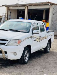 هايلوكس • ٢٠٠٦ • رقم انكليزي