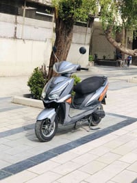 دراجه شحن 650 نظيفه جدآ باتريات فول 650  غزاليه ‭0787 075 9296‬