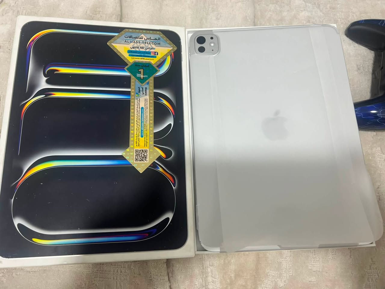 Ipad m m4 ايباد M4 نظيف جدا
السعر ١٠٥٠ مفيد للمونتاج والشغل القوي و كل هل امور 
مع كفر و شاحن و غراضه الاصلية 
للتواصل ***********
