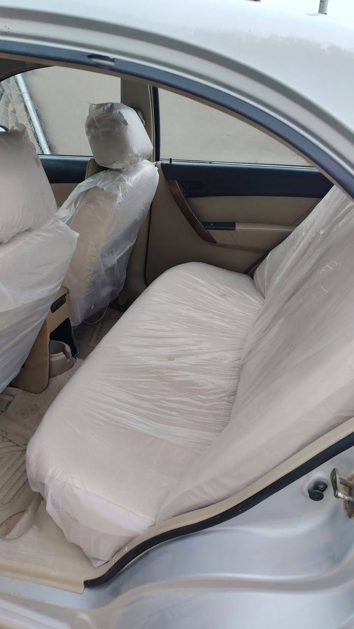 السلام عليكم
افيو 2007 خليجي بيها جاملغ جهت الصدر مبدل فقط رقم بابل ألماني تحويل مباشر بس التبريد وكف ما اعرف شبي

حدادية أمامية نص عمر مكينة بيها خيط بخار سنوية لحد شهر الخامس تنتهي مكان السيارة بابل المركز للإستفسار ***********  ملاحظة السعر 57 وبيها مجال
